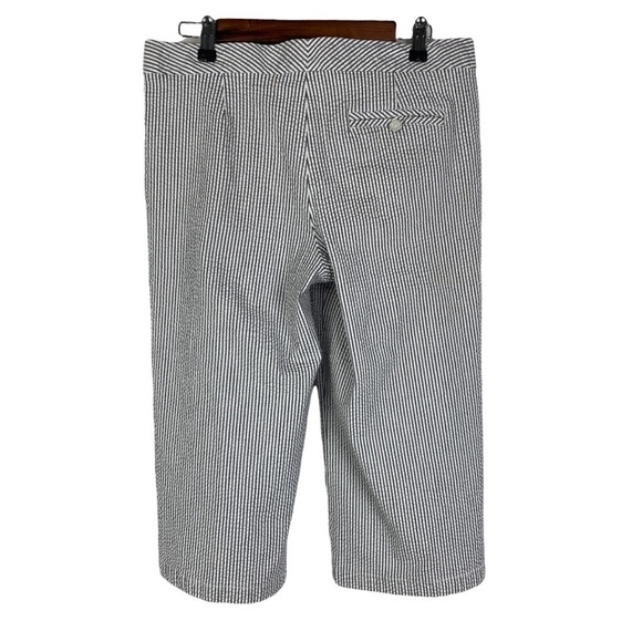 Isaac Mizrahi Metallic Striped Capri Pants Women's 12 Gray White Silver - Picture 2 of 8
